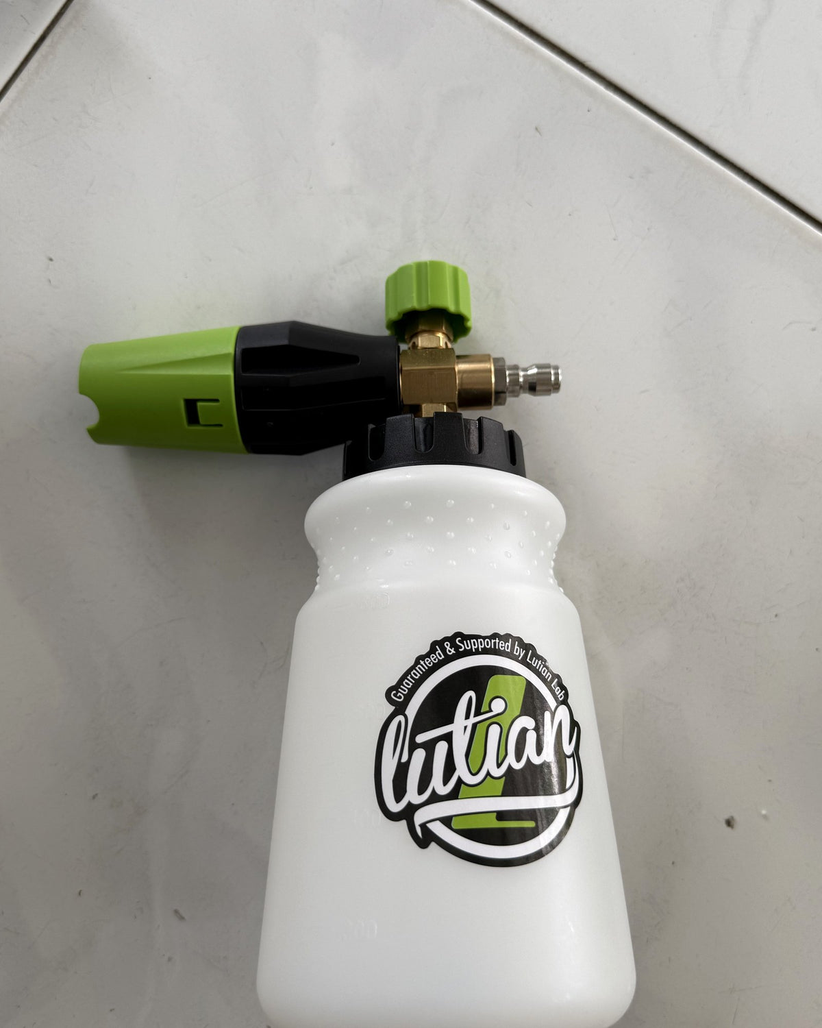 Foam cannon included with the P6 Pro